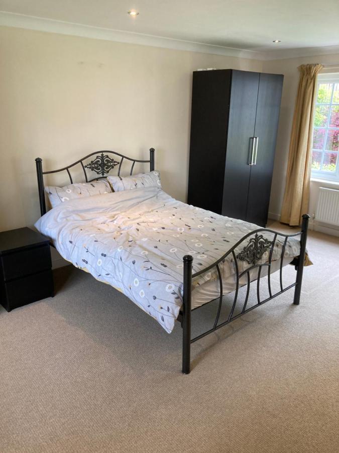 9 Chudleigh Close Apartment Бедфорд Екстериор снимка