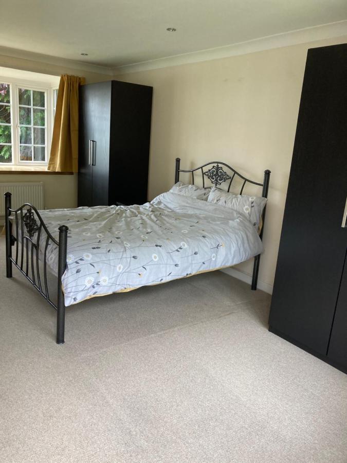 9 Chudleigh Close Apartment Бедфорд Екстериор снимка
